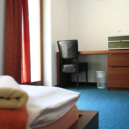 Premier Hotel